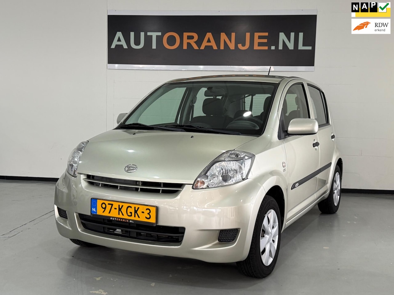 Daihatsu Sirion 2 - 1.3-16V Comfort-Airco-NAP-2de Eigenaar - AutoWereld.nl