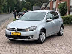 Volkswagen Golf - 1.2 TSI Highline BlueMotion