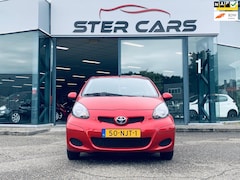 Toyota Aygo - 1.0-12V Aspiration Red, Airco, 5 Deurs, NAP, Nieuw APK