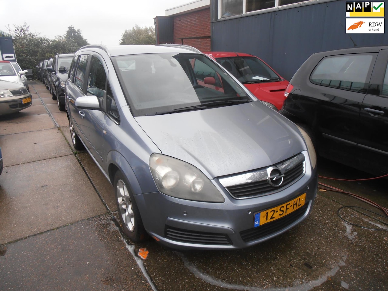 Opel Zafira - 1.8 Cosmo 1.8 Cosmo - AutoWereld.nl