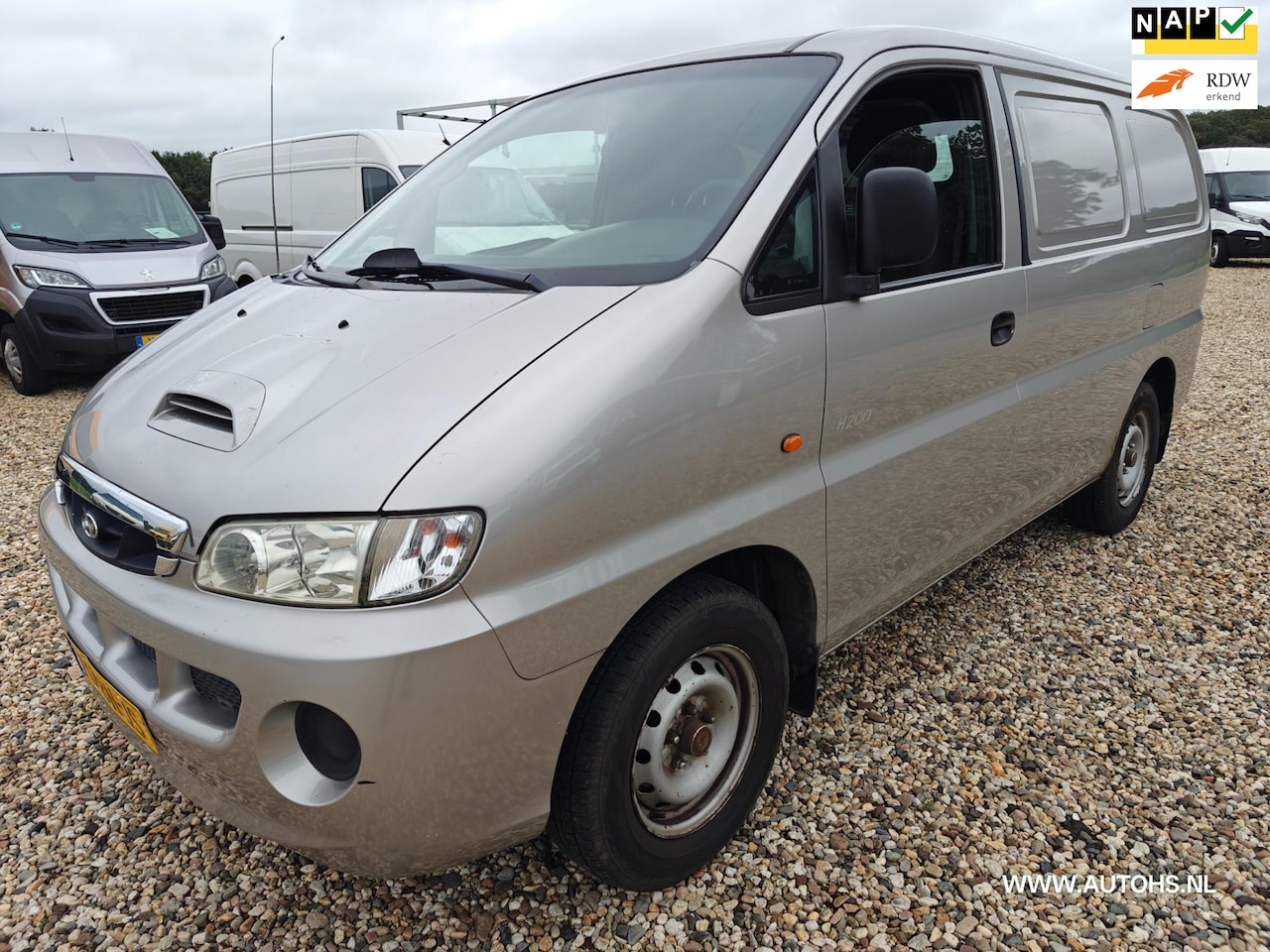 Hyundai H 200 - 2.5 TCI 2.5 TCI , Apk 30 Aug. 2026 , Rijd en schakelt prima , 1e Eig. Geen btw - AutoWereld.nl