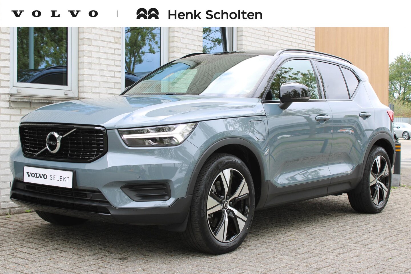 Volvo XC40 - T5 Automaat Recharge R-Design | Panoramisch Schuif-/kanteldak | Trekhaak | Adaptive Cruise - AutoWereld.nl