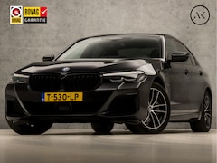 BMW 5-serie - 530e xDrive M Sport 294Pk Automaat (APPLE CARPLAY, M PAKKET, ADAPTIVE CRUISE, GETINT GLAS,