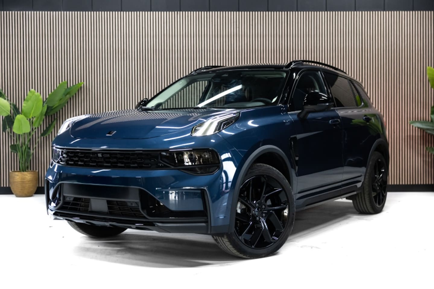 Lynk & Co 01 - 1.5 PHEV | 360 CAM | PANO | CARPLAY | ACC | BLIS | - AutoWereld.nl