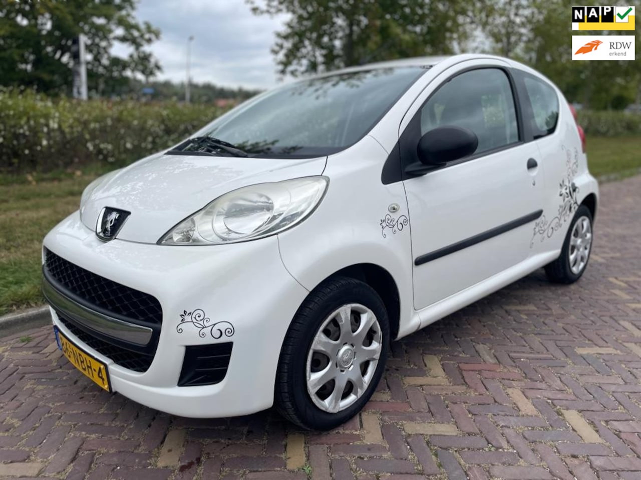 Peugeot 107 - 1.0-12V XR- 95000 KM NAP - AutoWereld.nl
