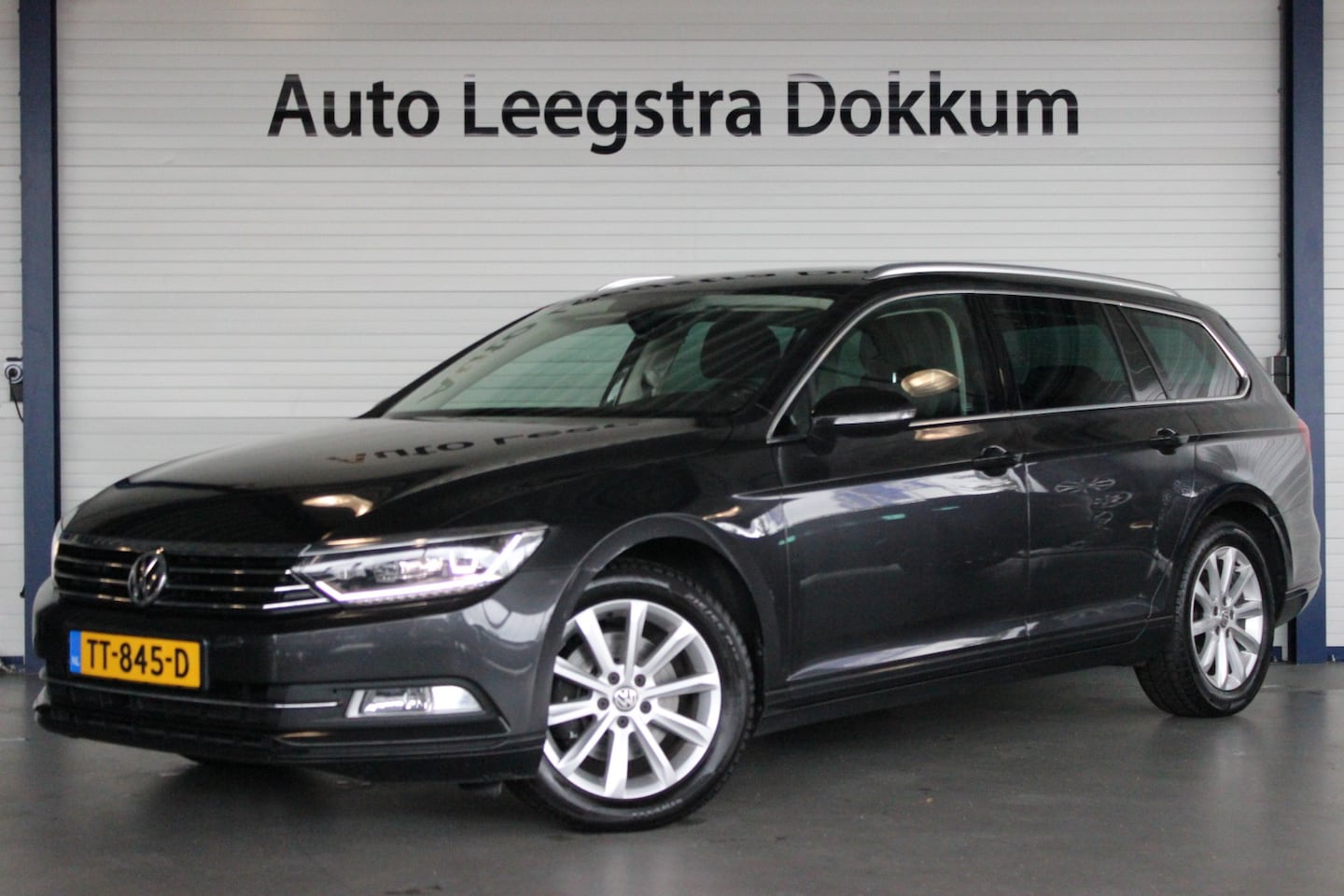 Volkswagen Passat Variant - 2.0 TDI Comfortline Business Trekhaak | Carplay | Full LED | Elektr. Klep | Adapt. Cruise - AutoWereld.nl