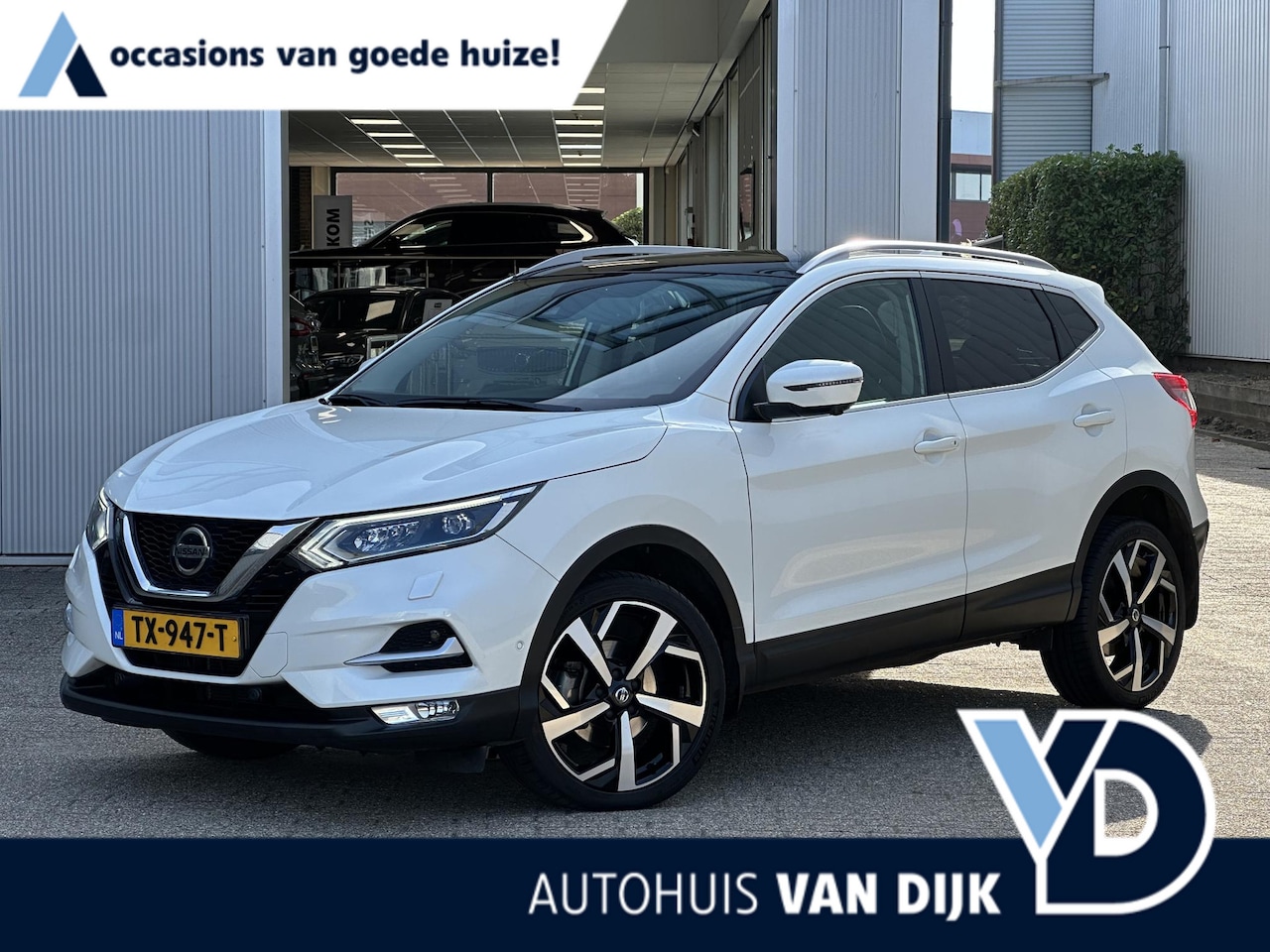Nissan Qashqai - 1.2 Tekna | Leder/Pano-dak/19-inch/Navi/Camera/Cruise - AutoWereld.nl