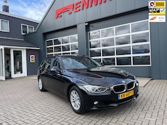 BMW 3-serie Touring - 320i High Executive Sport / Pano / Keyless / DAB / Trekhaak