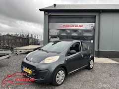 Peugeot 107 - 1.0 Access "ZUING + AIRCO+5DEURS+NL-AUTO"