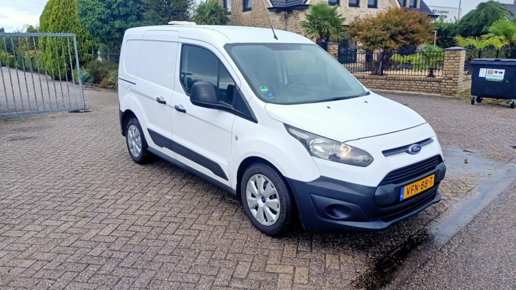 Ford Transit Connect - 1.0 Ecoboost L1 Amb. - AutoWereld.nl