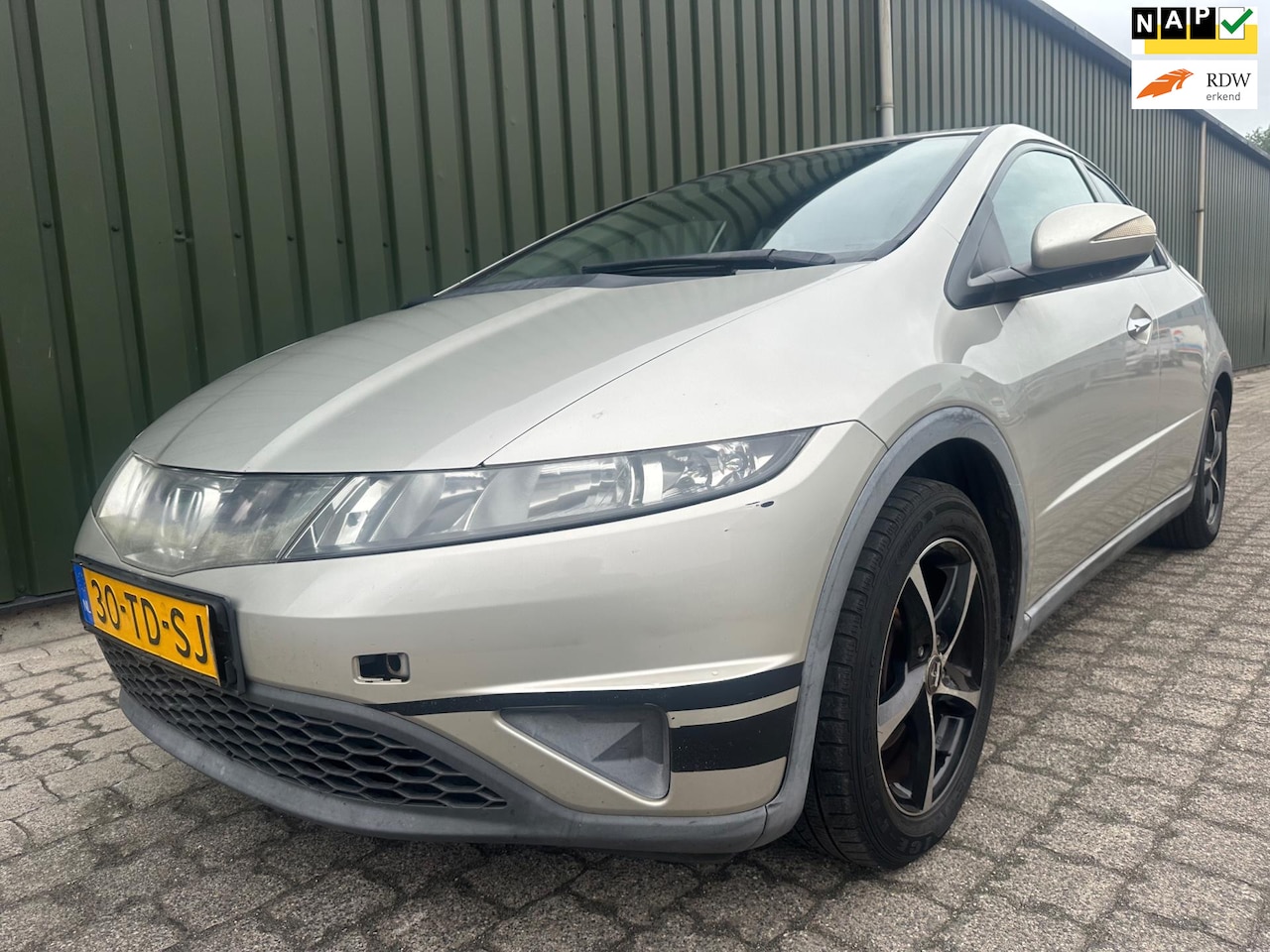 Honda Civic - 1.4 Comfort met Nieuwe APK - AutoWereld.nl