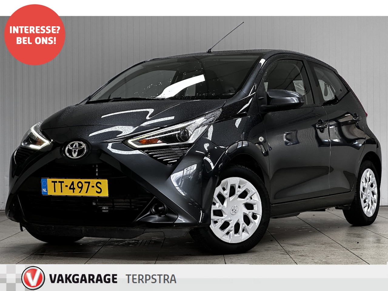 Toyota Aygo - 1.0 VVT-i x-play/ Camera/ NAVI!/ Airco/ C.V. Afstand/ Elek. pakket/ Isofix/ Bluetooth/ Mul - AutoWereld.nl