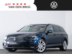 Volkswagen Passat Variant - GTE 1.4 TSI 218 PK PHEV Highline | LED Matrix IQ | Trekhaak | Achteruitrijcamera | Side As