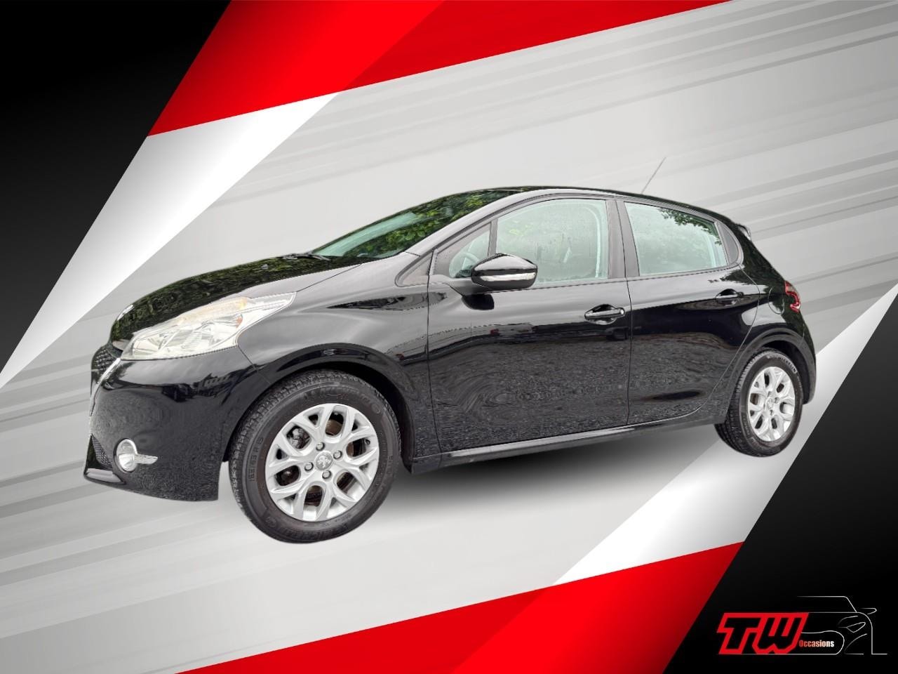 Peugeot 208 - 1.2 VTi Envy|NWE APK & DB-RIEM VV | AIRCO | NAVI - AutoWereld.nl