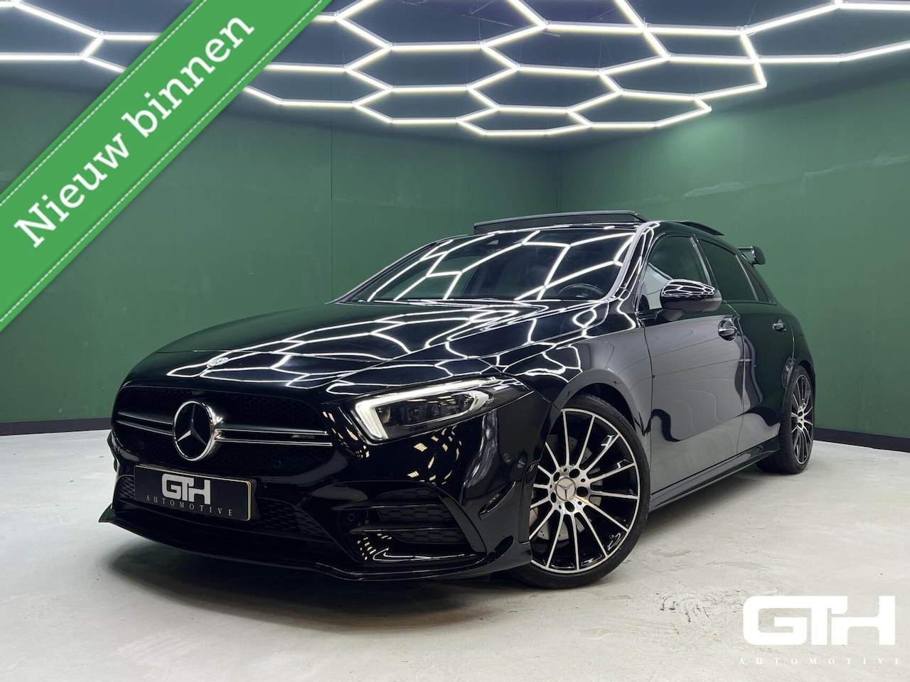 Mercedes-Benz A-klasse - AMG 35 4MATIC Memory | Pano | Sfeer | 360 - AutoWereld.nl