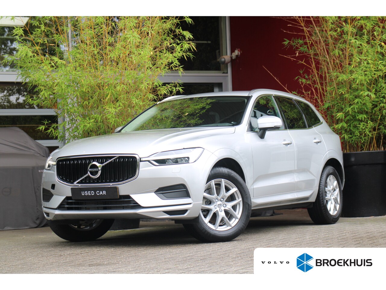Volvo XC60 - 2.0 T4 Momentum | Achterbank verwarmd | Apple Carplay/Android Auto|telefoonintegratie prem - AutoWereld.nl