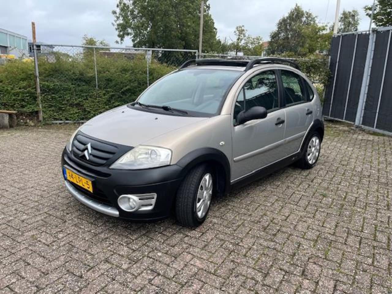 Citroën C3 - 1.6i-16V X-TR! AUTOMAAT! 160 DKM! PANO! AIRCO! - AutoWereld.nl