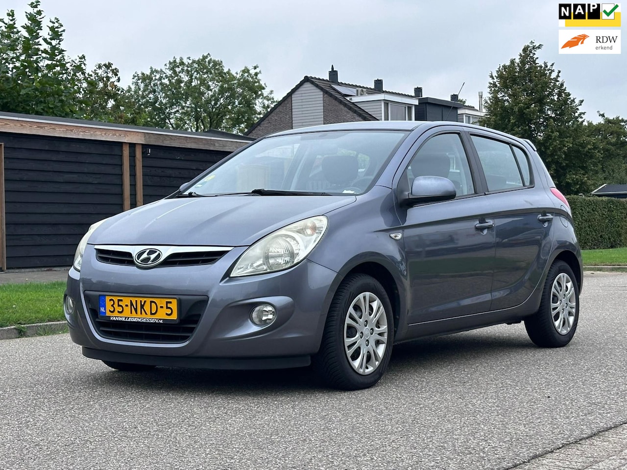 Hyundai i20 - 1.4i DynamicVersion 5DR*Airco*NAP*Elektrische ramen* - AutoWereld.nl