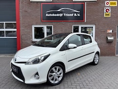 Toyota Yaris - 1.5 Full Hybrid- NAVIGATIE- CAMERA - PARKEERSENSOREN- PANORAMA DAK