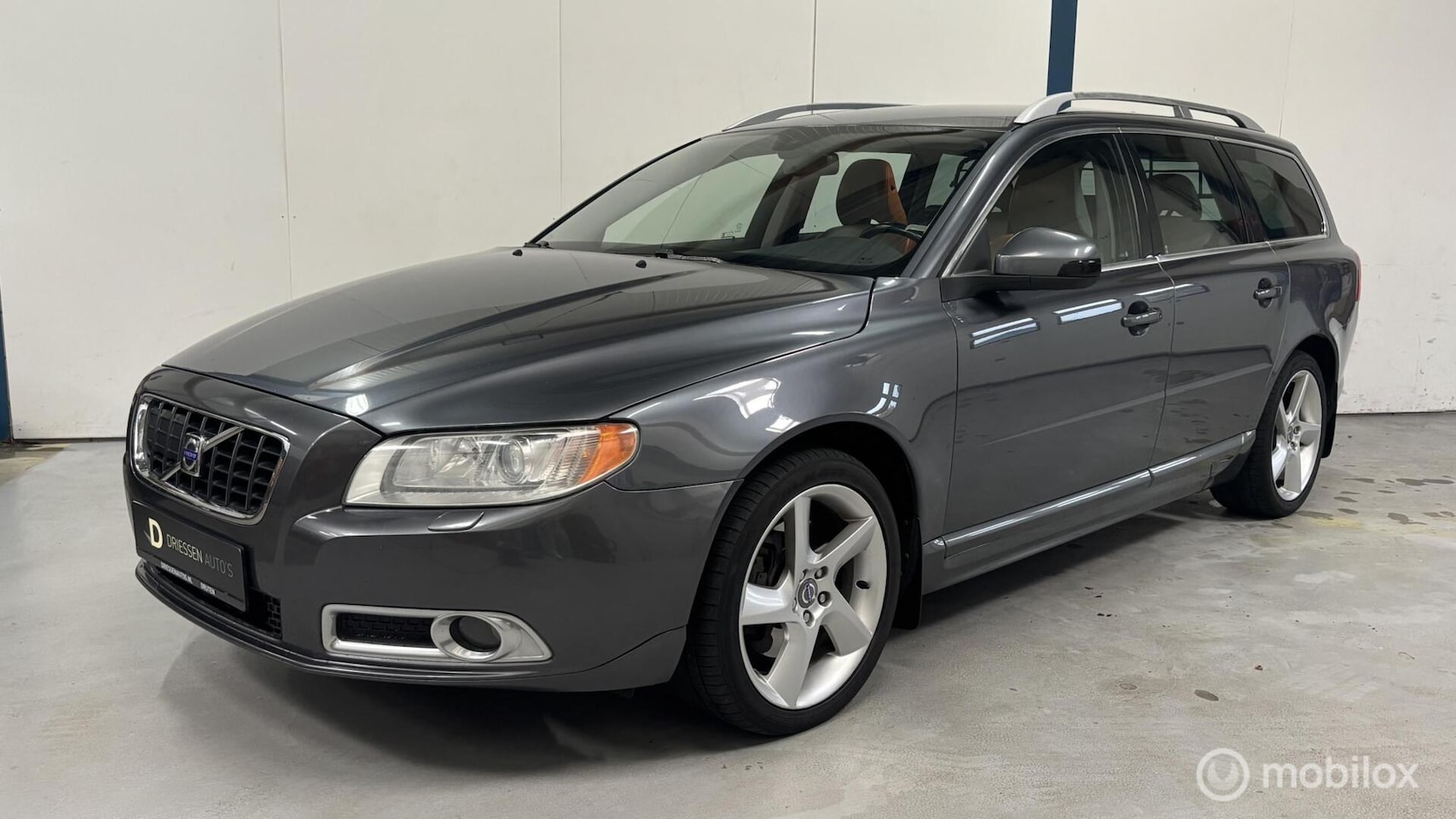 Volvo V70 - 3.0 T6 AWD Summum ADAPTIEVE CRUISE - AutoWereld.nl