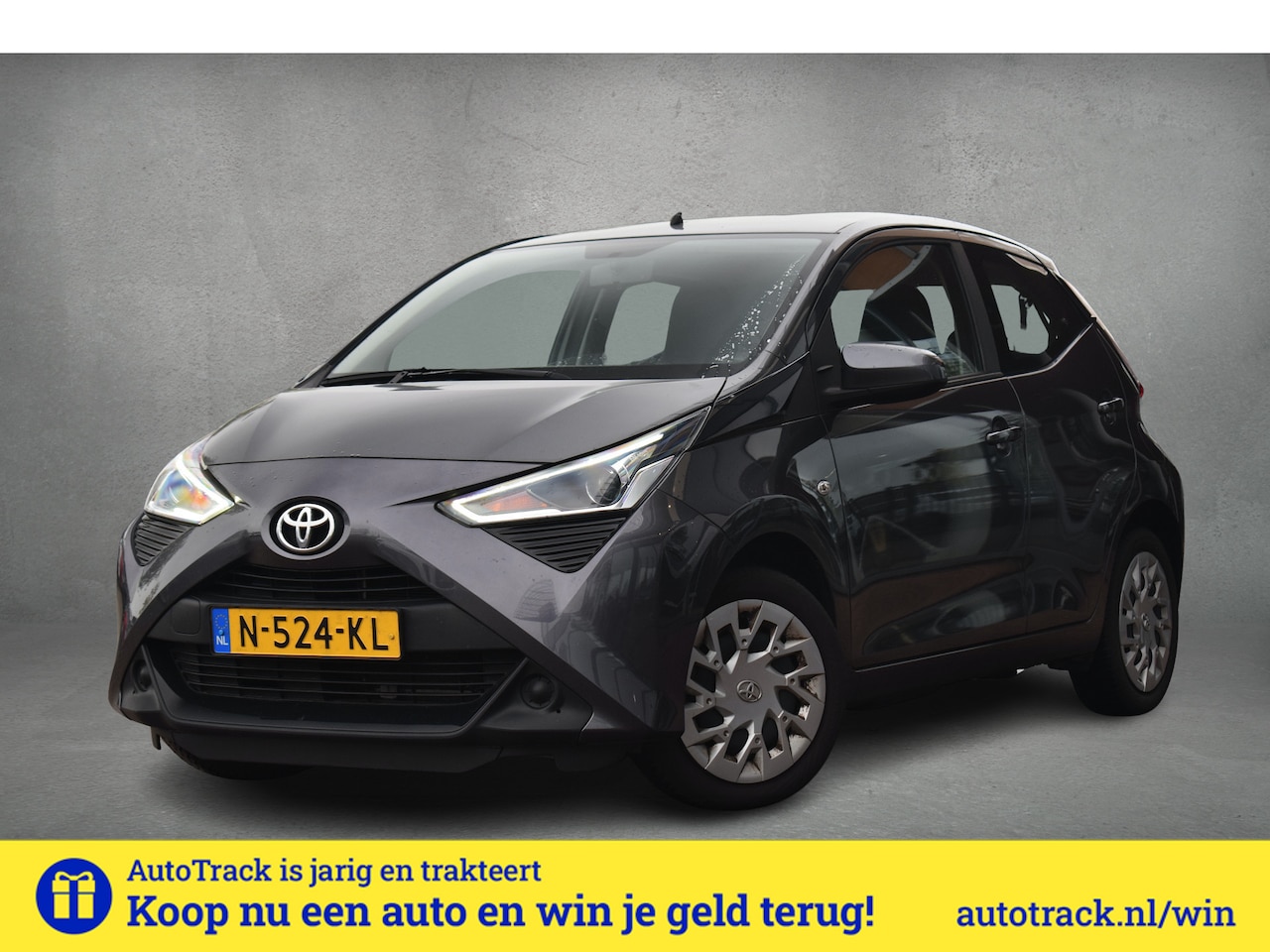 Toyota Aygo - 1.0 VVT-i x-play | Apple CarPlay | Camera | Cruise | Airco - AutoWereld.nl