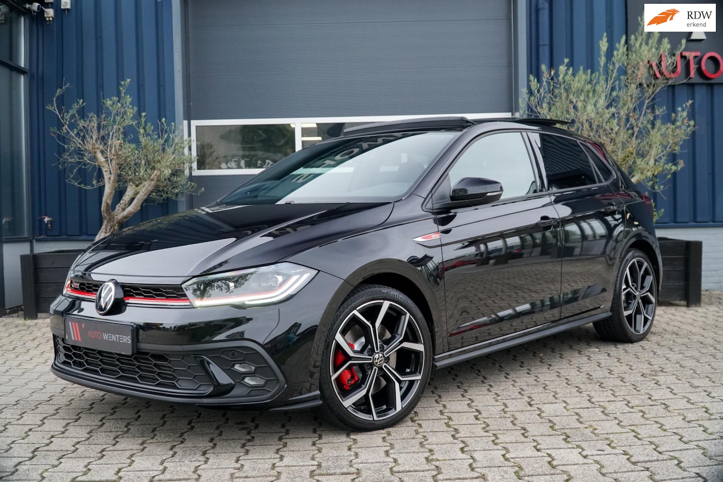 Volkswagen Polo - 2.0 TSI GTI PANO|BEATS|CAMERA - AutoWereld.nl