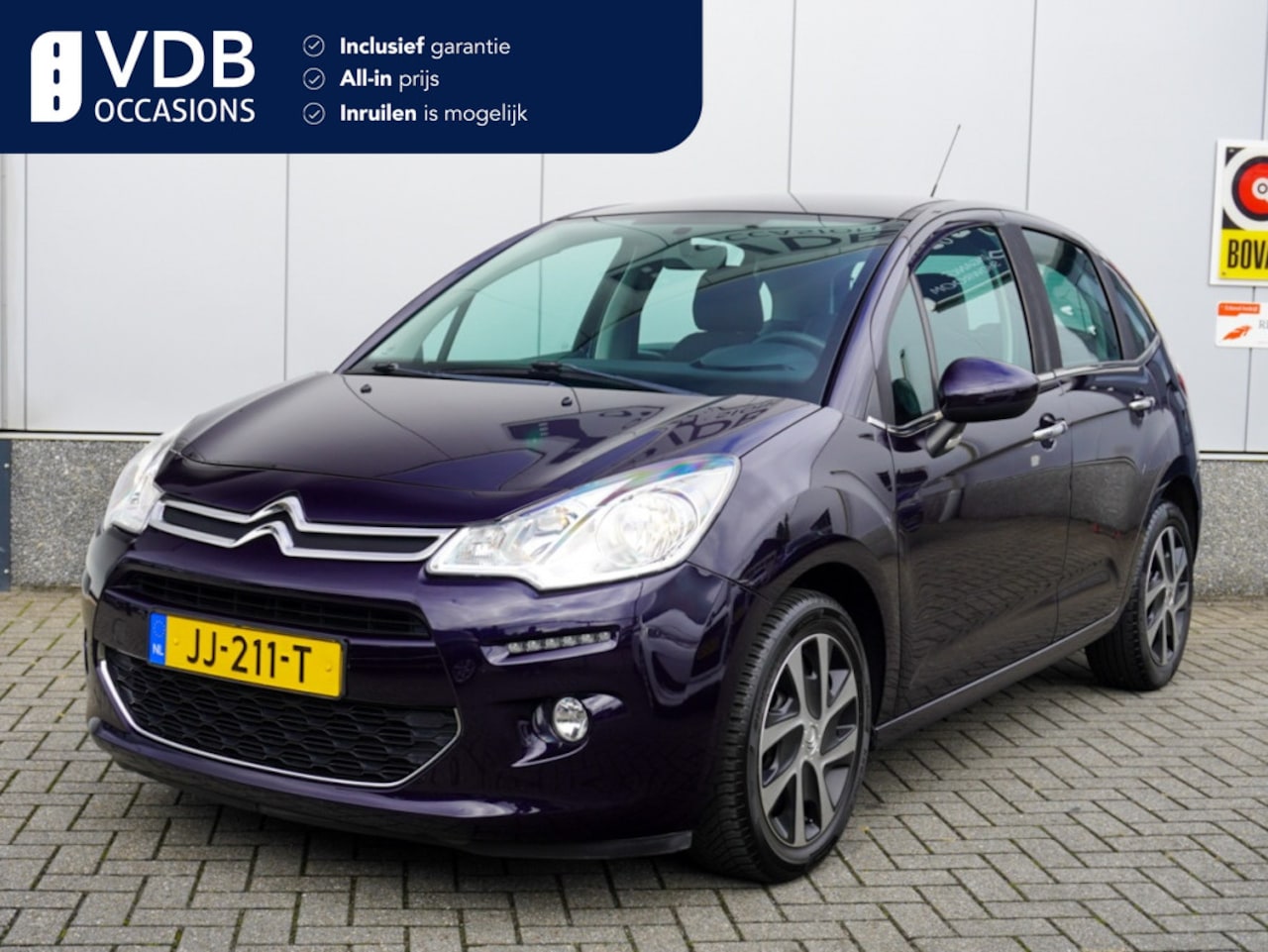 Citroën C3 - 1.2 PureT Feel Ed. Navigatie | Trekhaak | Clima | NAP - AutoWereld.nl