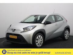 Toyota Aygo X - 1.0 VVT-i MT Play NL Auto 9000KM | Apple Carplay/Android | Cruise Control | Camera