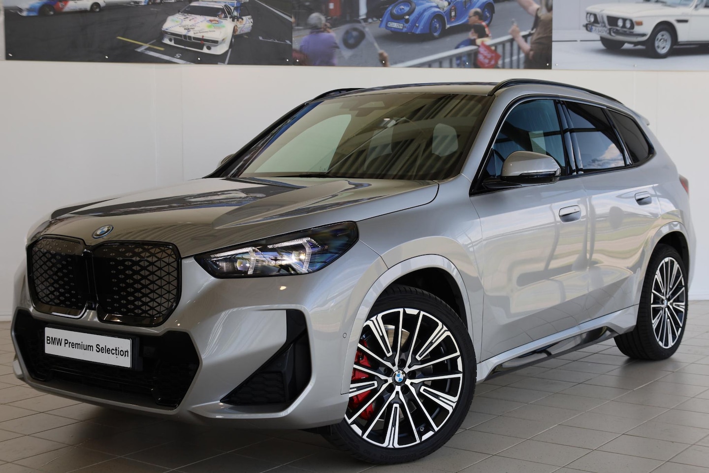 BMW iX1 - eDrive20 M Sport Pro | Innovation Pack | Travel Pack | Comfort Pack | Elektr. Trekhaak - AutoWereld.nl