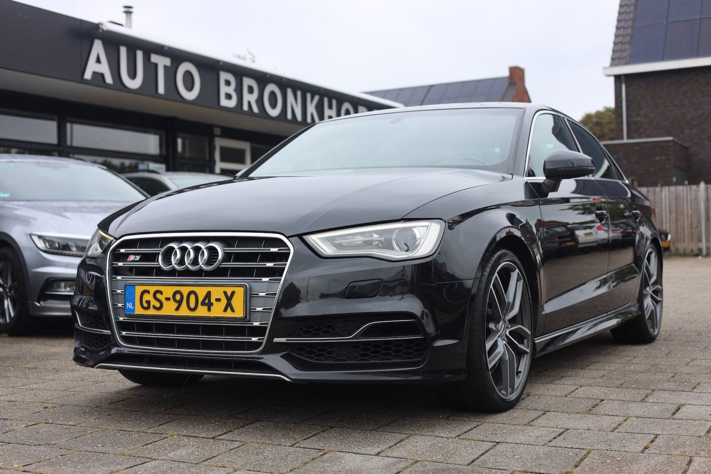 Audi A3 Limousine - 2.0 TFSI S3 QUATTRO | NAVI | 19 INCH | 2e EIG! - AutoWereld.nl