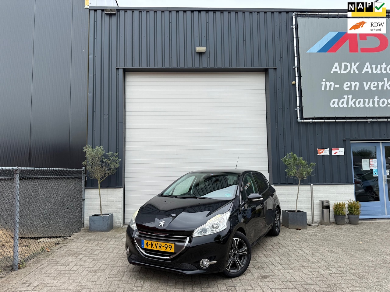 Peugeot 208 - 1.6 VTi Intuïtive NAVI/CRUISE/CLIMA/PDC/LM VELGEN - AutoWereld.nl