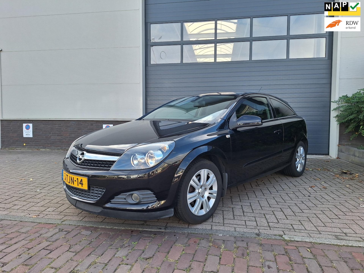 Opel Astra GTC - | 1.6 Sport | Distributieriem gedaan in 2023 | Airco | - AutoWereld.nl