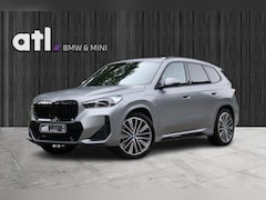 BMW X1 - xDrive30e M-Sport | 20" | HUD | Pano | Harman Kardon | 360 | Trekhaak | Adap Cruise | Memo