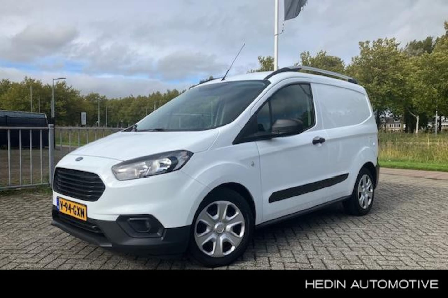Ford Transit Courier - 1.0 Trend EcoBoost S&S - AutoWereld.nl