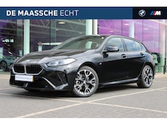 BMW 1-serie - 120 M Sport Automaat / Sportstoelen / M Adaptief onderstel / Comfort Access / Head-Up / Ha