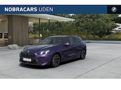 BMW 1-serie - 120 M Sport Automaat / Panoramadak / Sportstoelen / Achteruitrijcamera / Adaptieve LED / C