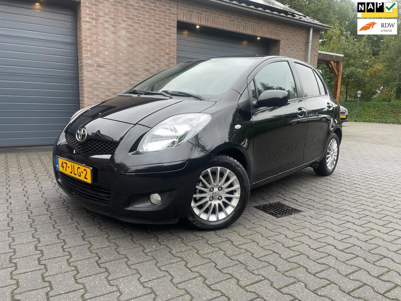Toyota Yaris - 1.3 VVTi Dynamic AIRCO PRIVACY GLASS TREKHAAK 2009 - AutoWereld.nl