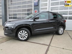 Skoda Karoq - 1.5 TSI ACT Business Edition / Schuifdak