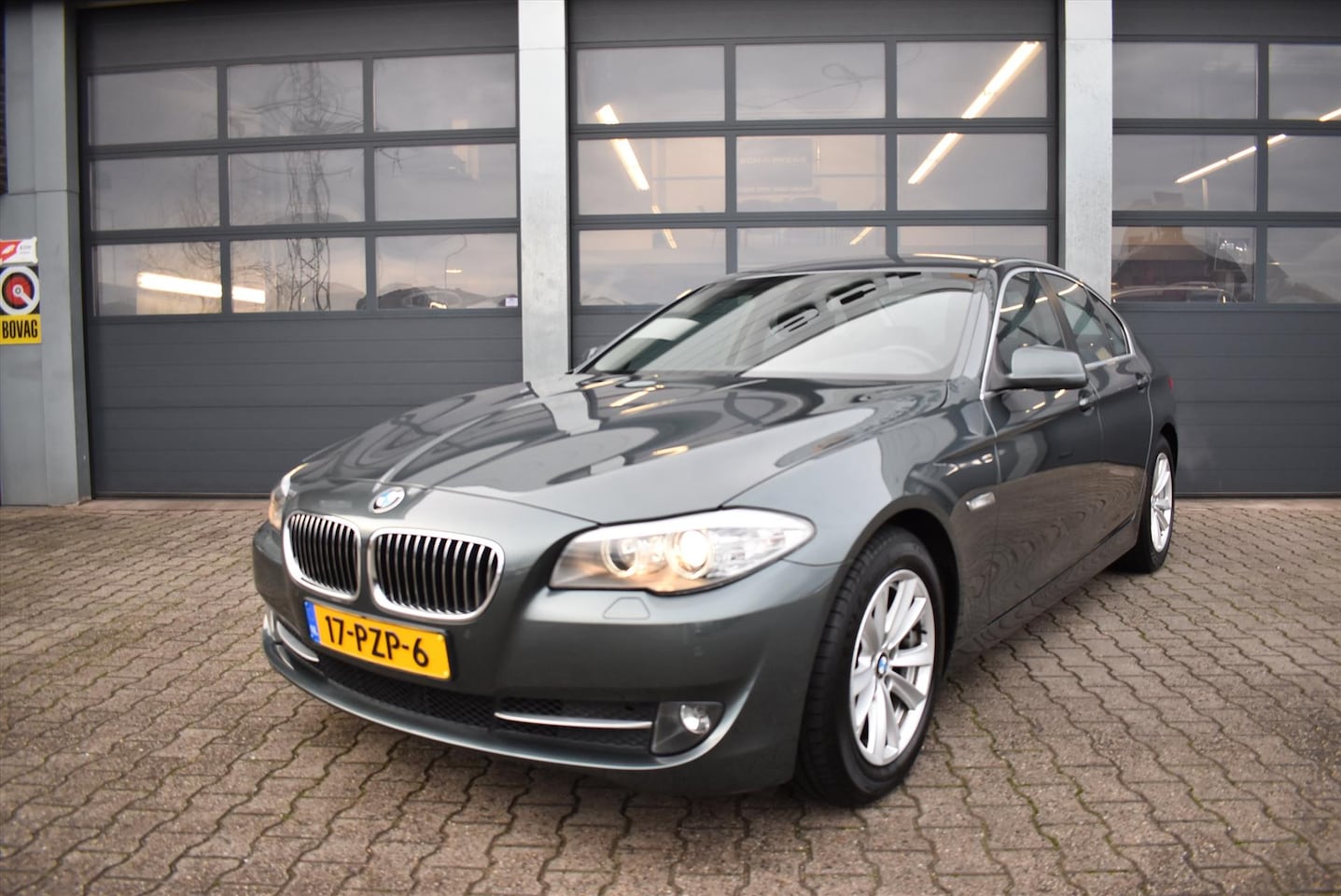 BMW 5-serie - 523i 204pk Automaat Executive - AutoWereld.nl