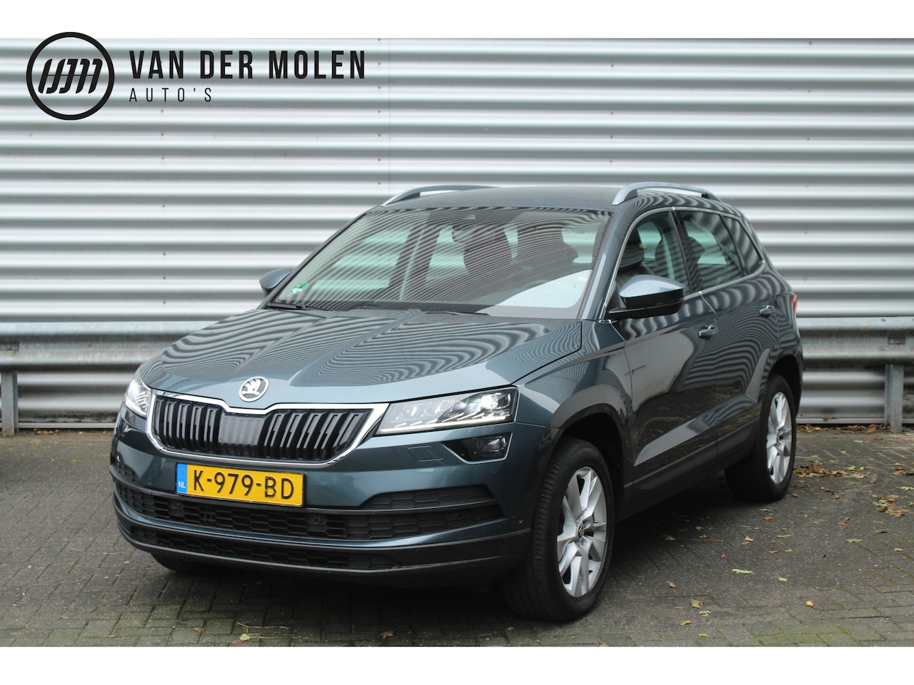Skoda Karoq - 1.5 TSI ACT 150pk Business Edition Plus NL-Auto NAP Clima Cruise Navi Camera Canton El. Kl - AutoWereld.nl