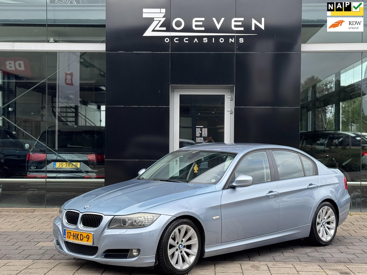 BMW 3-serie - 320i High Executive 320i High Executive - AutoWereld.nl