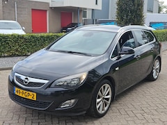 Opel Astra Sports Tourer - 1.4 Turbo Sport