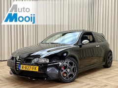 Alfa Romeo 147 - 3.2 V6 GTA *Schuif-/Kanteldak* Carplay / Leder / Busso + CSC Uitlaat / Stoelverwarming / 1