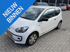 Volkswagen Up! - 1.0 move up lichte voorschade radateur lekt