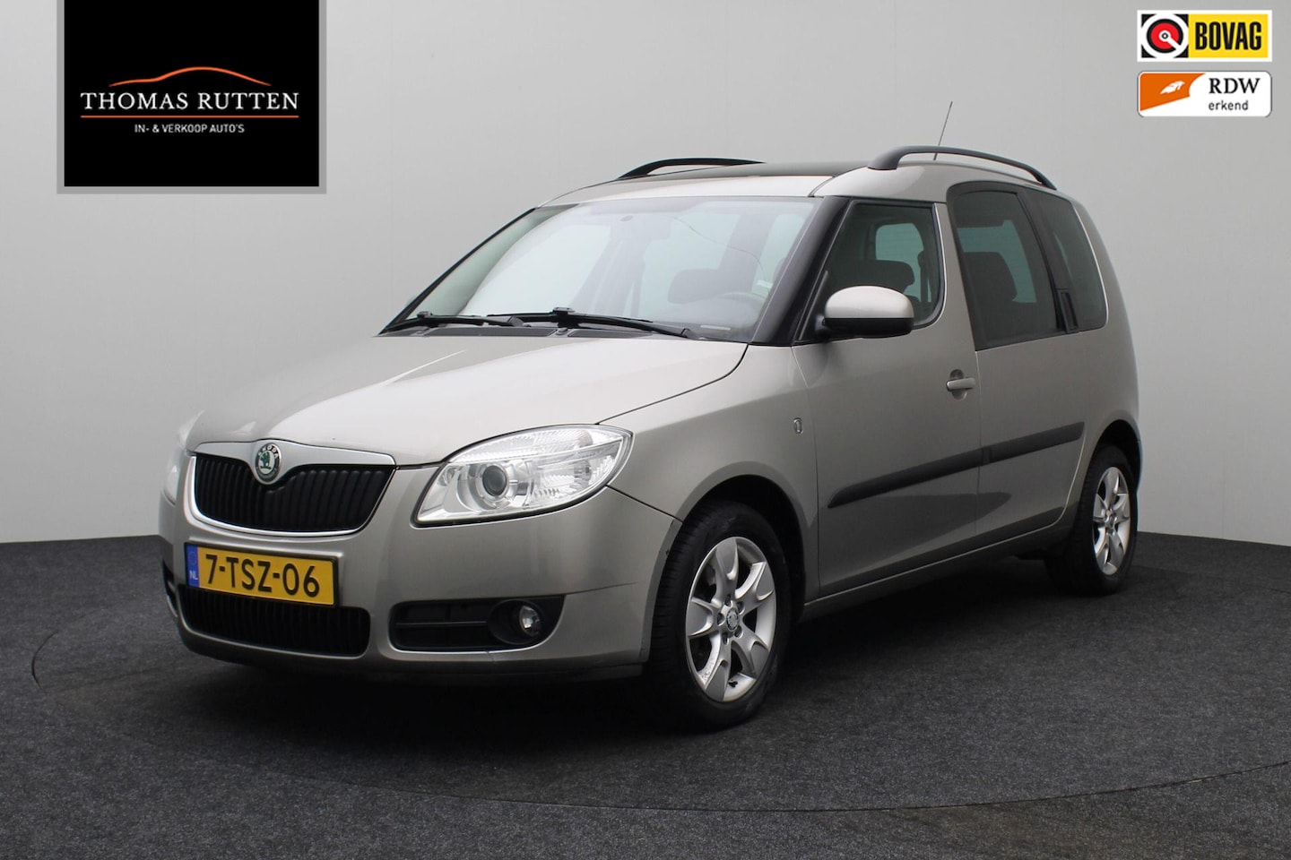 Skoda Roomster - 1.6-16V Tour 2010 | Panoramadak | Airco | Cruise Control | Automaat | Boekjes | Elektrisch - AutoWereld.nl