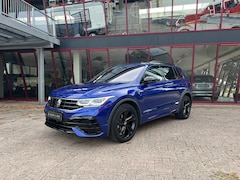 Volkswagen Tiguan - 1.5 TSI R-Line Business | 3x R-line| Pano | NL-auto | Trekhaak |