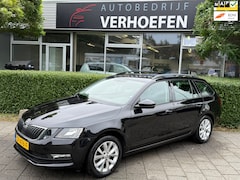 Skoda Octavia Combi - 1.0 TSI Greentech Ambition Business - CLIMATE / CRUISE CONTR - TREKHAAK - SMARTLINK
