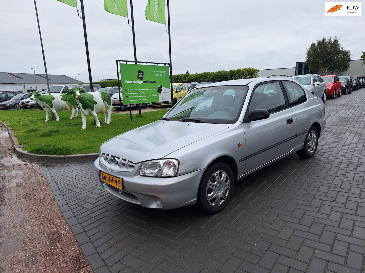 Hyundai Accent - 1.5i LS / AUTOMAAT / APK september 2026 - AutoWereld.nl