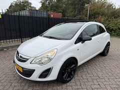 Opel Corsa - 1.2-16V Color Edition Panorama/Airco/Cruise/LMV