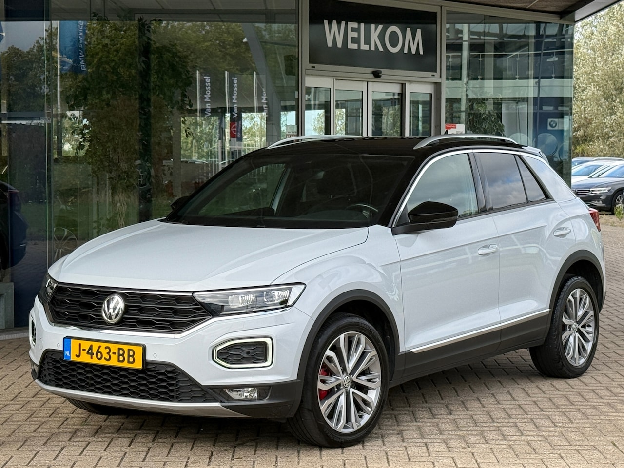 Volkswagen T-Roc - 1.5 TSI DSG Sport Virtual|Sportstoelen|Full Led|1e Eigenaar - AutoWereld.nl
